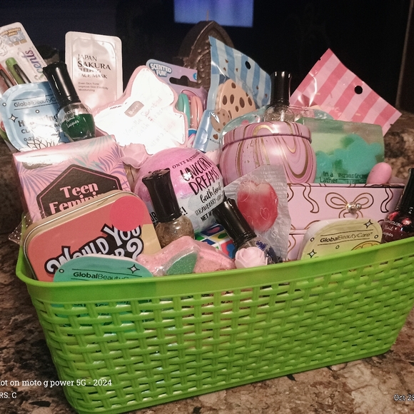Teenage Girls Custom Christmas Birthday Basket Just Because Custom Basket - Picture 6 of 11